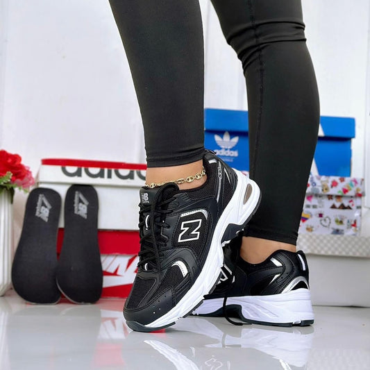 New Balance Unisex